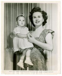 6r165 DEANNA DURBIN candid 8x10 still '47 wonderful Mother's Day portrait with her daughter!