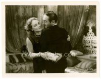 6r459 MOROCCO 8x10 still '30 sexy Marlene Dietrich tries to get Adolphe Menjou's book!