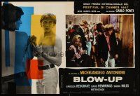 6t303 BLOW-UP Italian photobusta '67 Michelangelo Antonioni, David Hemmings at party!