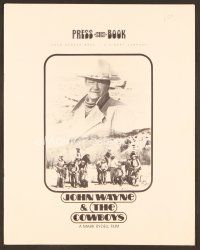 7a403 COWBOYS pressbook '72 big John Wayne, Bruce Dern, Robert Carradine!