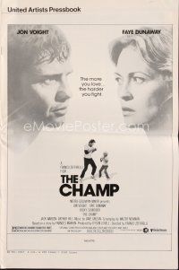 7a398 CHAMP pressbook '79 great image of Jon Voight boxing with Ricky Schroder, Faye Dunaway!