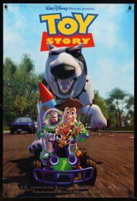 7c656 TOY STORY int'l 1sh '95 Disney & Pixar, Buzz & Woody race away from dog!