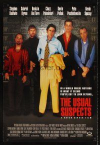 7c676 USUAL SUSPECTS DS 1sh '95 Kevin Spacey covering watch, Baldwin, Byrne, Palminteri, Singer