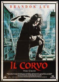 7e309 CROW Italian 1p '94 different close up of Brandon Lee in his final movie!