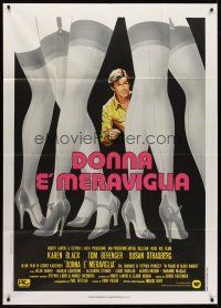 7e370 IN PRAISE OF OLDER WOMEN Italian 1p '79 different art of Tom Berenger surrounded by sexy legs