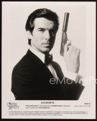 7f872 GOLDENEYE 2 8x10 stills '95 Pierce Brosnan as secret agent James Bond 007, Isaella Scorupco