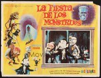 7m689 MAD MONSTER PARTY Mexican LC '68 great image of animated Dracula, Mummy & Igor!