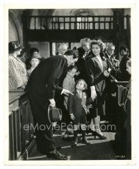 7w544 MRS. MINIVER 8x10 still '42 cool image of Greer Garson & Walter Pidgeon in church!