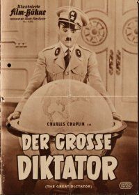 7y250 GREAT DICTATOR German program '58 many different images of Charlie Chaplin as Hynkel!