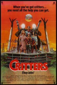 8e152 CRITTERS 1sh '86 great completely different art of cast & monsters by Ken Barr!