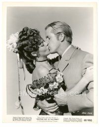 8f006 ANOTHER PART OF THE FOREST 8x10 still '48 c/u of Dan Duryea kissing sexy Dona Drake!