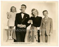 8j097 BLONDIE'S LUCKY DAY 8x10 still '46 cool image of Penny Singleton, Arthur Lake & family!