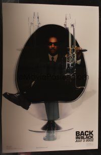 8r078 MEN IN BLACK II lenticular 1sh '02 great image of alien hunter Will Smith in chair!
