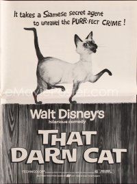 9a416 THAT DARN CAT pressbook R70s Hayley Mills & great art of Disney Siamese feline!