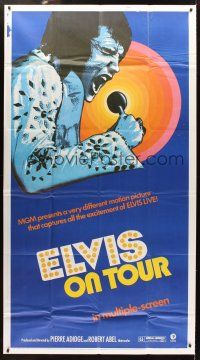 9f585 ELVIS ON TOUR 3sh '72 classic full-length image of Elvis Presley singing into microphone!