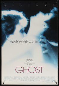 9k309 GHOST DS 1sh '90 classic Patrick Swayze & Demi Moore romantic close up!