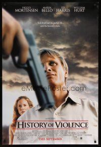 9k355 HISTORY OF VIOLENCE advance DS 1sh '05 David Cronenberg, Viggo Mortensen, sexy Maria Bello!