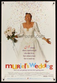 9k499 MURIEL'S WEDDING 1sh '95 Aussie Toni Collette in wedding dress as the world's happiest bride!