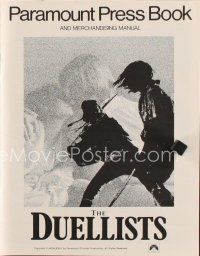9m274 DUELLISTS pressbook '77 Ridley Scott, Keith Carradine, Harvey Keitel, cool fencing image!