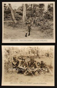 9y972 OBJECTIVE BURMA 2 8x10 stills '45 Errol Flynn in uniform with soldiers in the jungle!