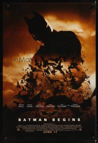 1g070 BATMAN BEGINS advance DS 1sh '05 great image of Christian Bale as the Caped Crusader!