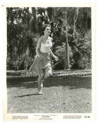 1m084 CAPE FEAR 8x10 still '62 full-length scared Polly Bergen running outdoors!