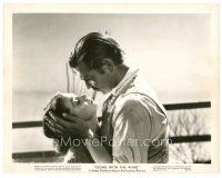 1m227 GONE WITH THE WIND 8x10 still R47 c/u of Clark Gable about to kiss pretty Vivien Leigh!