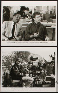 1x865 LETHAL WEAPON 2 presskit w/ 5 stills '89 great images of cops Mel Gibson & Danny Glover!