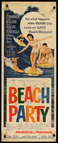 1z164 BEACH PARTY insert '63 Frankie Avalon & Annette Funicello riding a wave on surf boards!