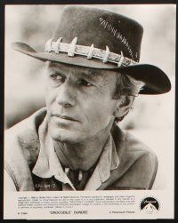 2e488 CROCODILE DUNDEE 7 8x10 stills '86 Australian Paul Hogan, sexy Linda Kozlowski!