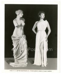 2s666 ONE TOUCH OF VENUS candid 8x10 still '48 sexy Ava Gardner compared to the real Venus de Milo!