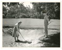 2s729 REMEMBER 8x10 still '39 Lew Ayres laughs at Greer Garson golfing in sand trap!