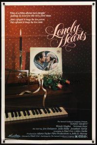 2w619 LONELY HEARTS 1sh '82 Wendy Hughes, Norman Kaye, Jon Finlayson, romantic image!