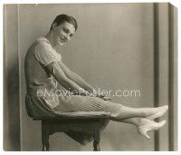 3c542 LEATRICE JOY deluxe 8.25x9.75 still '20s full-length seated smiling portrait with short hair!