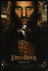3f455 LORD OF THE RINGS: THE RETURN OF THE KING Aragorn style teaser DS 1sh '03 Viggo Mortensen as Aragorn!