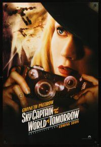 3f706 SKY CAPTAIN & THE WORLD OF TOMORROW set of 3 teaser DS 1shs '04 Jude Law, Paltrow, Jolie!