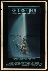 3j129 RETURN OF THE JEDI 40x60 '83 George Lucas classic, great art of hands holding lightsaber!