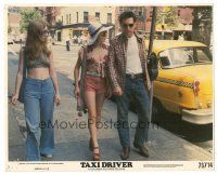 4b052 TAXI DRIVER 8x10 mini LC #3 '76 Robert De Niro & Jodie Foster on street, Martin Scorsese!
