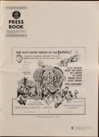 4e465 BEAT GENERATION pressbook '59 Mamie Van Doren trapped by beatnik Ray Danton, Louis Armstrong