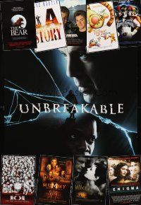 4r276 LOT OF 41 UNFOLDED ONE-SHEETS '88 - '04 Unbreakable, Tigger Movie, Power Rangers & more!