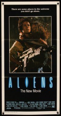 4w933 ALIENS Aust daybill '86 Cameron, there are some places in the universe you don't go alone!