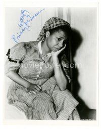 5a457 BUTTERFLY MCQUEEN signed 7.75x10 still '40s close portrait of the African American actress!