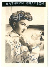 5a377 KATHRYN GRAYSON signed deluxe 3.5x5 still '54 great close up of the pretty actress/singer!