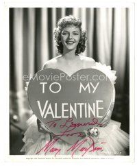 5a599 MARY MARTIN signed 8x10 still '39 great smiling c/u holding giant Valentine's Day heart!