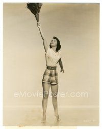 5d224 CAROLYN CRAIG 7.5x9.5 still '56 the sexy actress making housework into exercise!