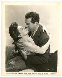 5d375 FLIGHT FOR FREEDOM 8x10 still '43 romantic close up of Rosalind Russell & Fred MacMurray!