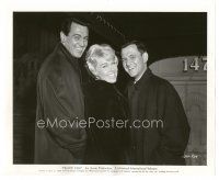 5d757 PILLOW TALK 8x10 still '59 Doris Day between Rock Hudson & Tony Randall, all smiling big!