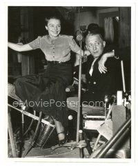5d967 WE ARE NOT ALONE candid 8x10 still '39 Jane Bryan & director Edmund Goulding by Bert Six!