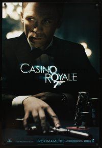 5h502 CASINO ROYALE Spanish/U.S. teaser DS 1sh '06 Craig as James Bond sitting at poker table w/gun!