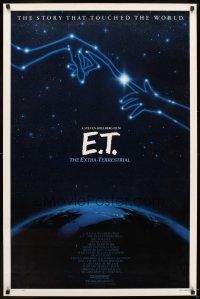 5w268 E.T. THE EXTRA TERRESTRIAL 1sh R85 Steven Spielberg classic, wonderful constellation art!